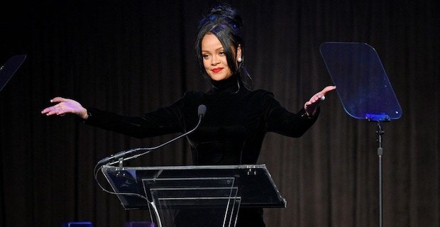 Rihanna: Ne albümü, burada dünyayı kurtarıyorum