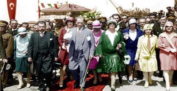 TÜRK KADININA SEÇME VE SEÇİLME HAKKININ TANINMASININ 90. YIL DÖNÜMÜ