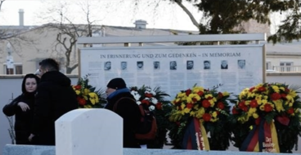 Almanya'nın Hanau kentindeki terör saldırısında hayatını kaybedenler anıldı