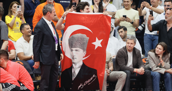 AVRUPA’NIN EN BÜYÜĞÜ ŞAMPİYON FENERBAHÇE BEKO