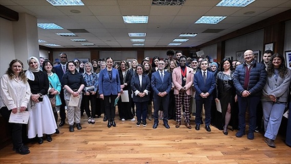 Londra Türk Toplumu Sanat Sergisi