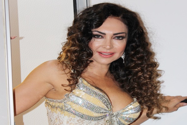 Reyhan Cansu Adam mısın Sen isimli single ile dikkatleri çekti