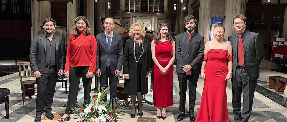Gülsin Onay'ın Chopin eserleriyle Londra'da Cumhuriyetin 100. yılı konseri