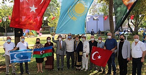 Türk Dünyası Antalya’da Kazak Abay Kunanbayoğlu'nun park açılışındaydı