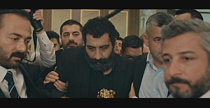 Ahmet Kaya’nın hayatından kesitlerinin konu alındığı film, İki Gözüm Ahmet sonunda izleyicisi ile buluşuyor