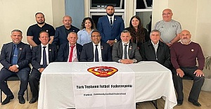 İngiltere Türk Toplumu Futbol Federasyonu kolları sıvadı 