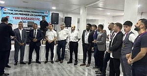 Londra Yeni Boğaziçi Doğanspor şampiyonluğu kutladı