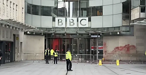 Londra Metropolitan Polisi, BBC'nin binası önünde toplanmayı engelledi