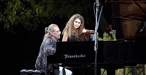 Genç piyanistler Gümüşlük Toprak Ev’de konser verecek
