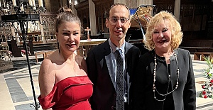 Gülsin Onay'ın Chopin eserleriyle Londra'da Cumhuriyetin 100. yılı konseri