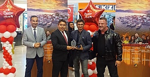 Marmaris’i hem turizme hem de sinemada  ailece tanıtıyorlar